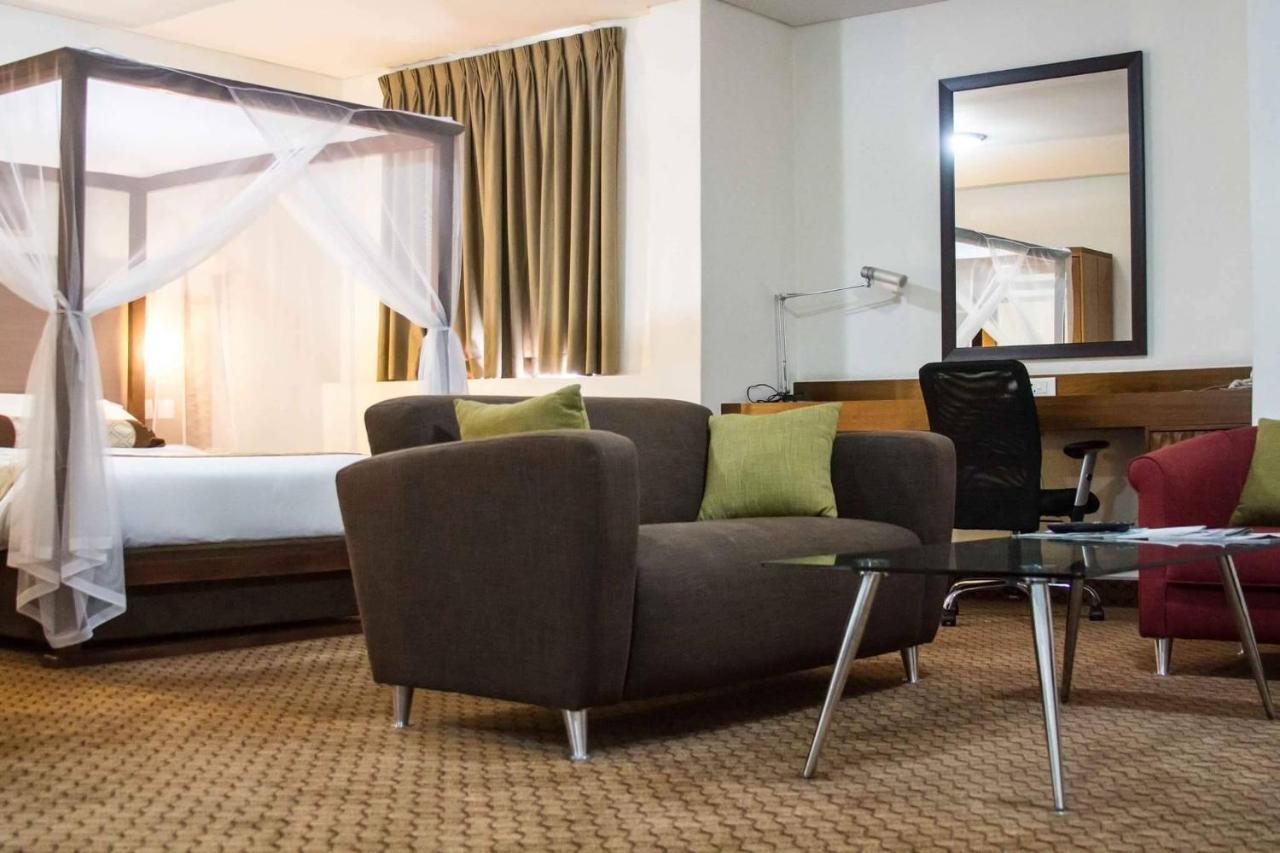 Hotel Victoria ブランタイヤ エクステリア 写真
